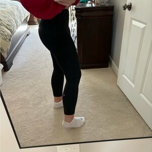 Lululemon black pocket leggings